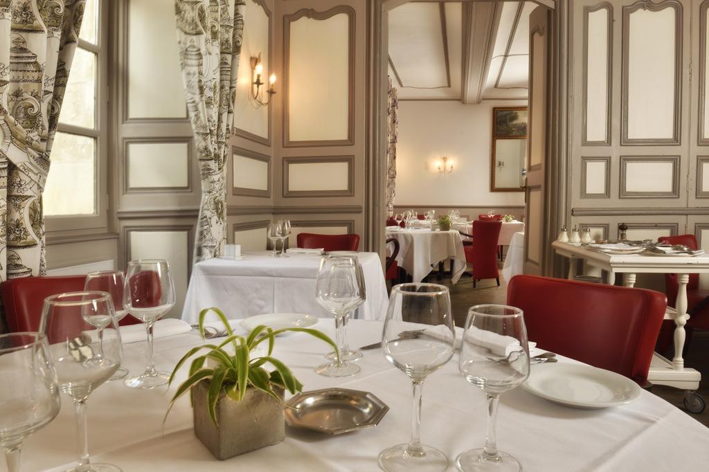Hotel L'Esplan Saint-Paul-Trois-Châteaux Zewnętrze zdjęcie