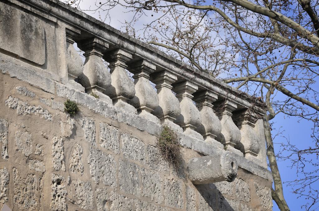 Hotel L'Esplan Saint-Paul-Trois-Châteaux Zewnętrze zdjęcie